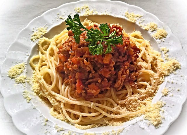 Trattoria Il Calcio: פיצות ופסטות עם נגיעות בשר