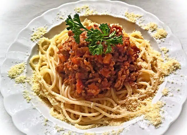 Trattoria Il Calcio: פיצות ופסטות עם נגיעות בשר